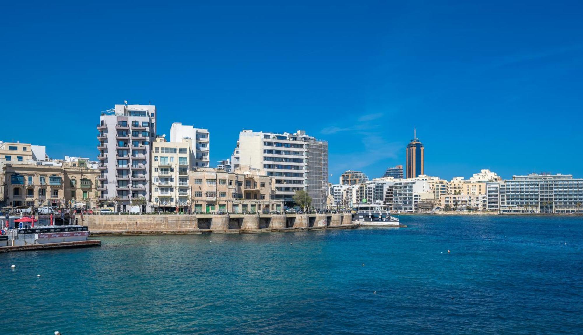 Spacious 3 Bedroom Apartment In The Heart Of St Julians Saint Julian's Exterior photo