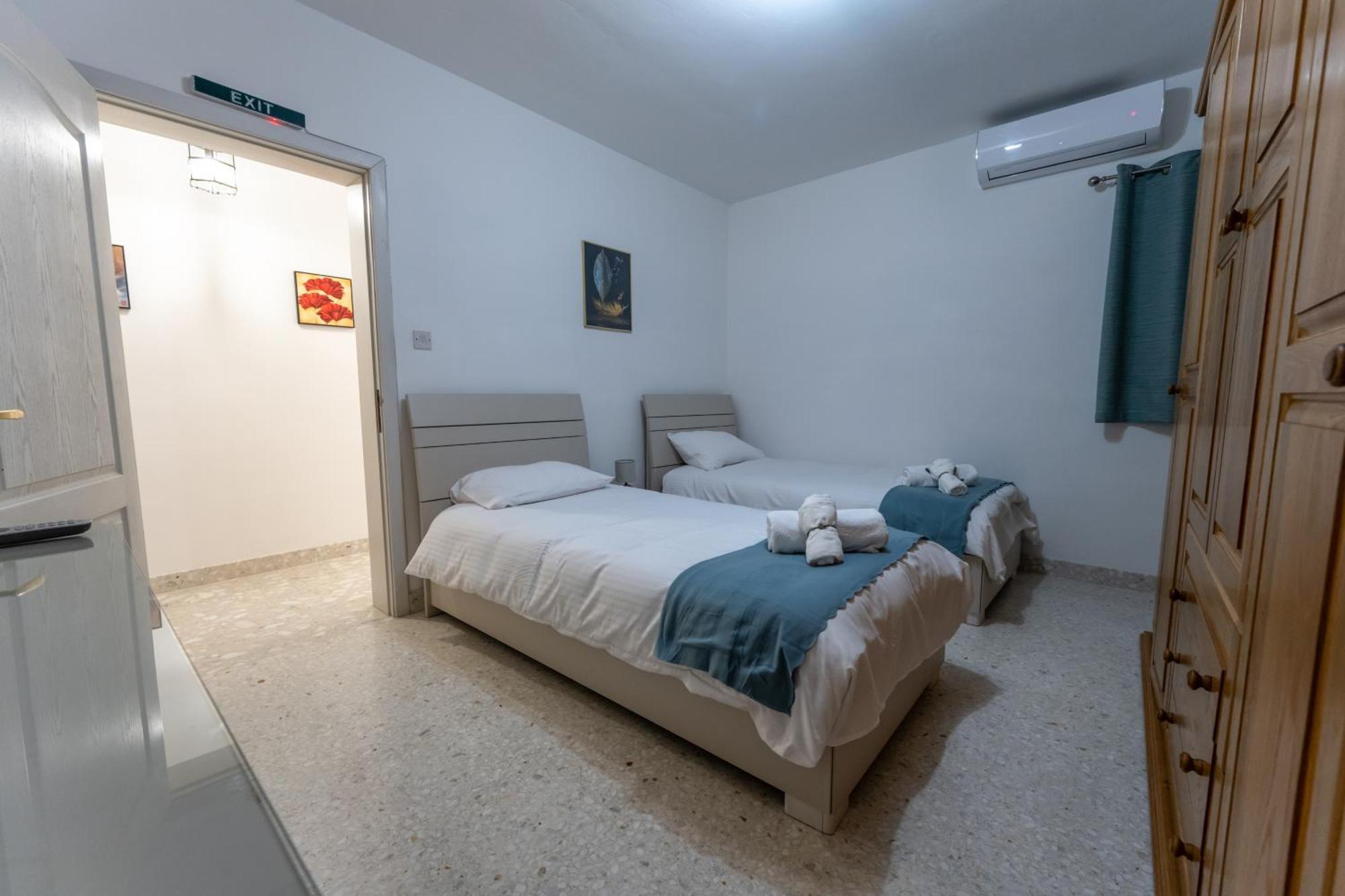Spacious 3 Bedroom Apartment In The Heart Of St Julians Saint Julian's Exterior photo