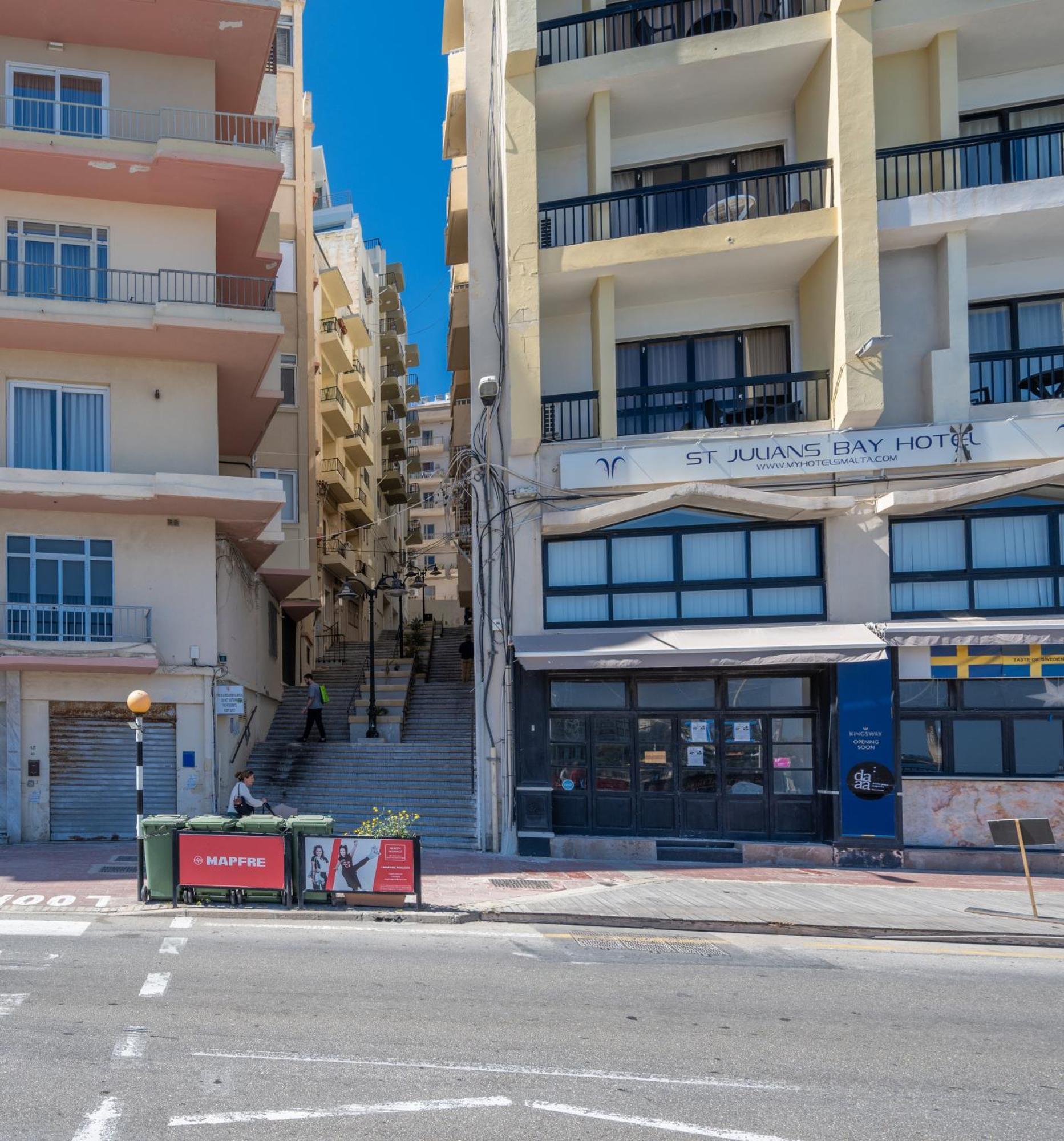 Spacious 3 Bedroom Apartment In The Heart Of St Julians Saint Julian's Exterior photo